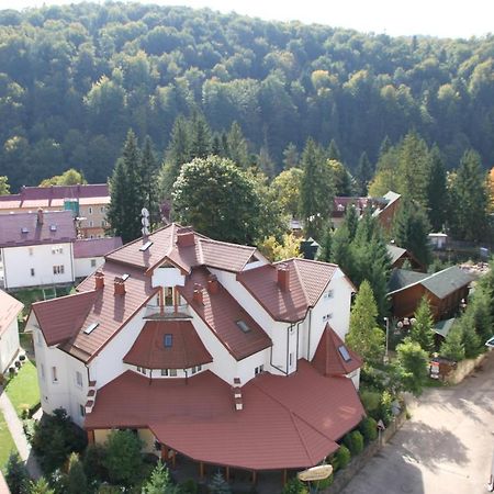 Hotel Radiola Yaremche Dış mekan fotoğraf