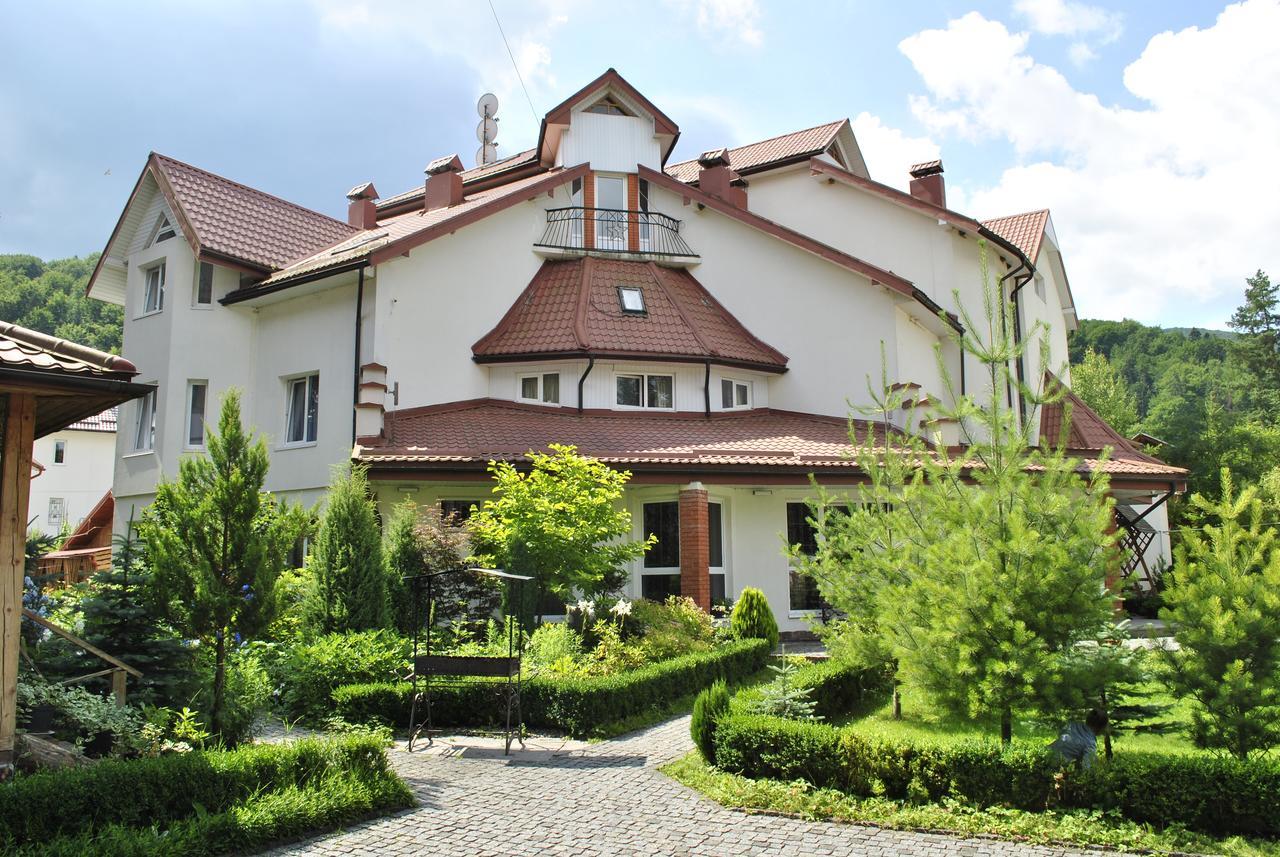Hotel Radiola Yaremche Dış mekan fotoğraf