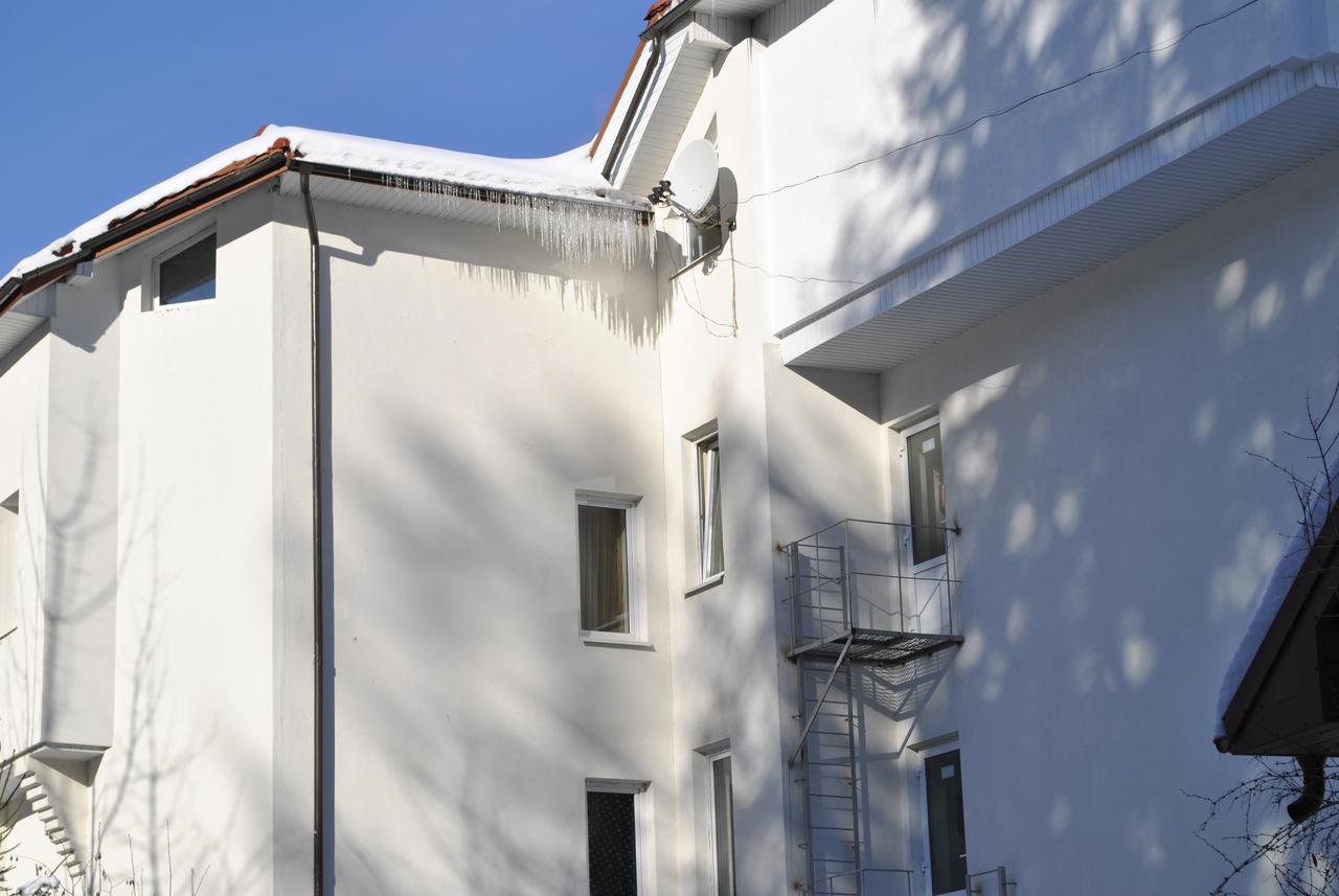 Hotel Radiola Yaremche Dış mekan fotoğraf