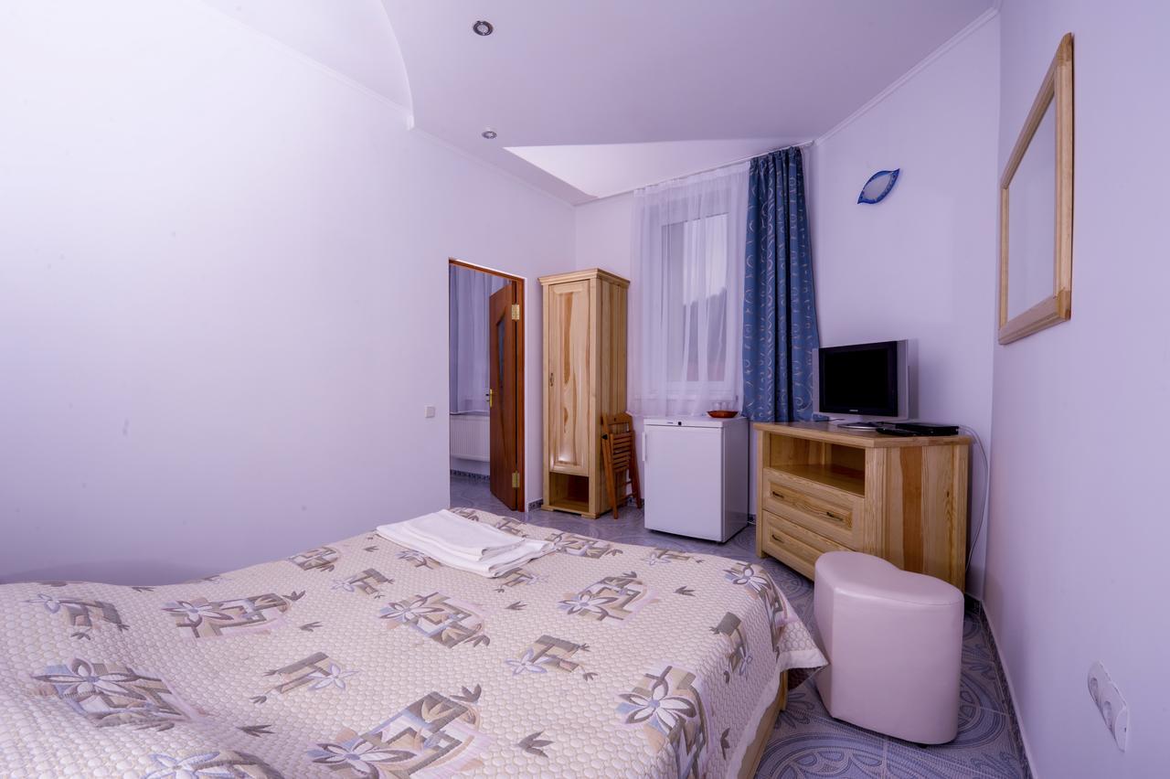 Hotel Radiola Yaremche Dış mekan fotoğraf