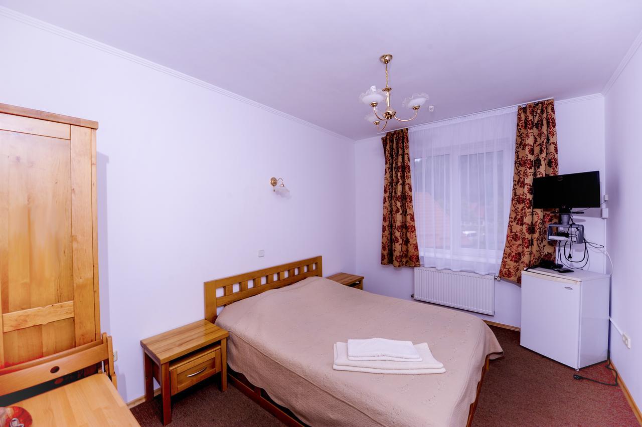 Hotel Radiola Yaremche Dış mekan fotoğraf