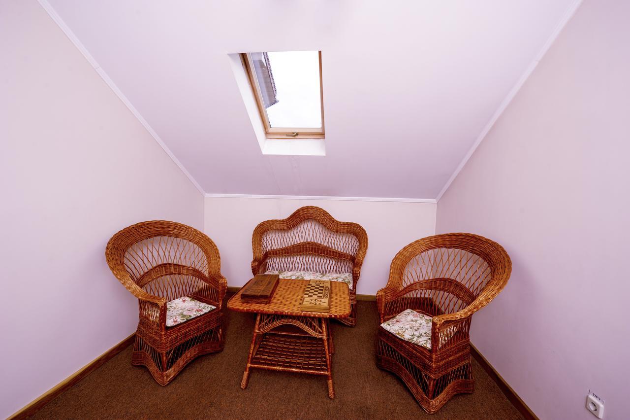 Hotel Radiola Yaremche Dış mekan fotoğraf